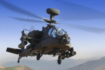 helicóptero Apache saudí