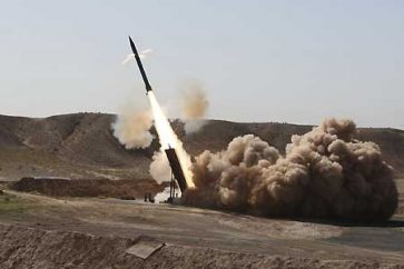 Lanzamiento de un misil yemení Zelzal.