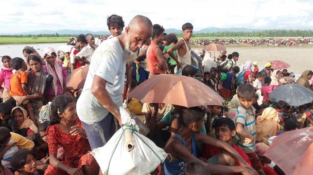 rohingyas-sentados
