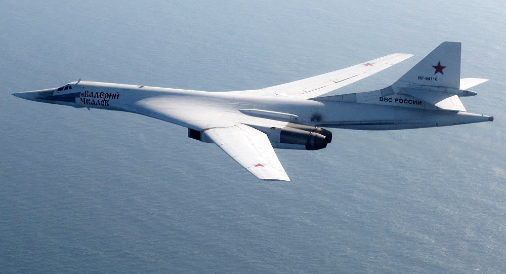 bombardero Tu-160