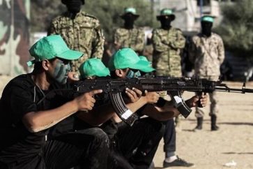 Combatientes de Hamas durante un entrenamiento