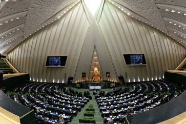 parlamento iran