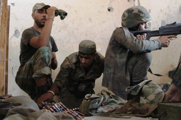soldados-sirios-ametralladora