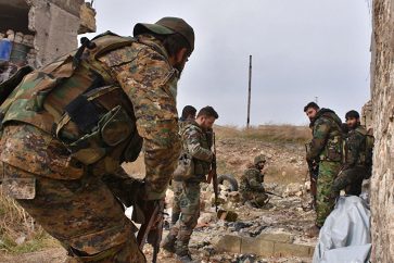 soldados-sirios-agazapados