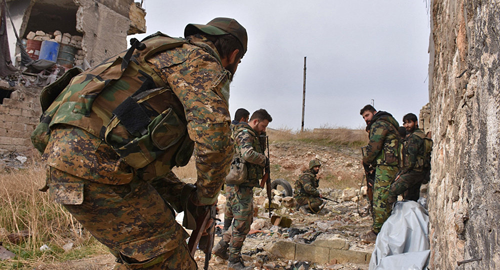 soldados-sirios-agazapados