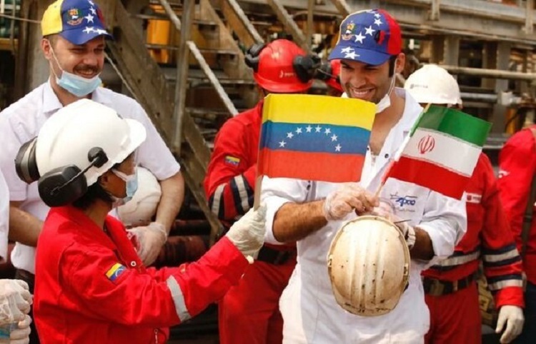 trabajadores-banderas-venezuela-iran