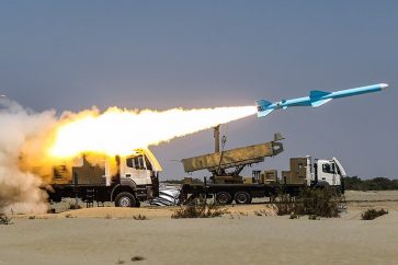 lanzamiento-misil-irani-maniobras