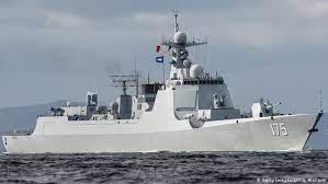 Barco de guerra chino