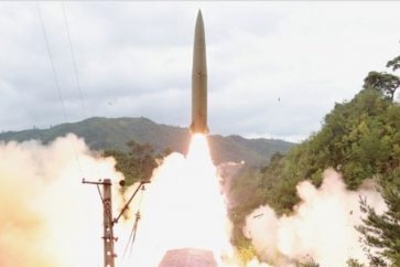 Misil norcoreano lanzado desde un ferrocarril