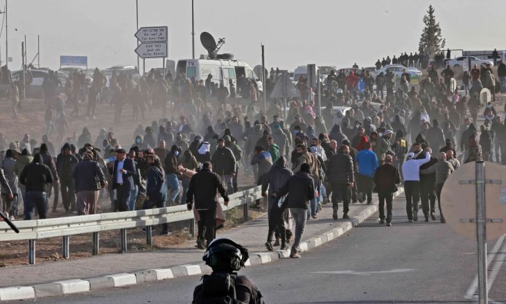 beduinos-neguez-protestan