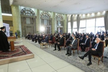 Embajadores y políticos extranjeros felicitan al presidente Raisi