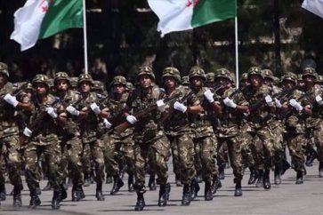 Militares argelinos