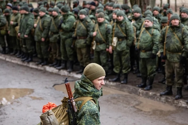 soldados-rusos-formacion