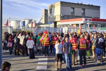 Gobierno francés amenaza con recurrir a la fuerza para poner fin a la huelga de los trabajadores de las refinerías de petróleo