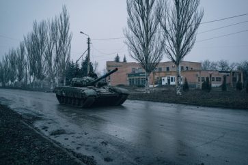Tanque ruso en Donetsk