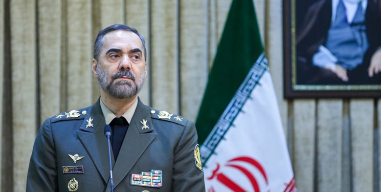 El ministro de Defensa de Irán, el general de brigada Mohammad Reza Ashtiani