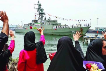 Recibimiento a la 86ª Flotilla en el puerto iraní de Bandar Abbas