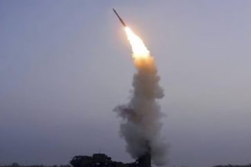 lanzamiento-misil-cn
