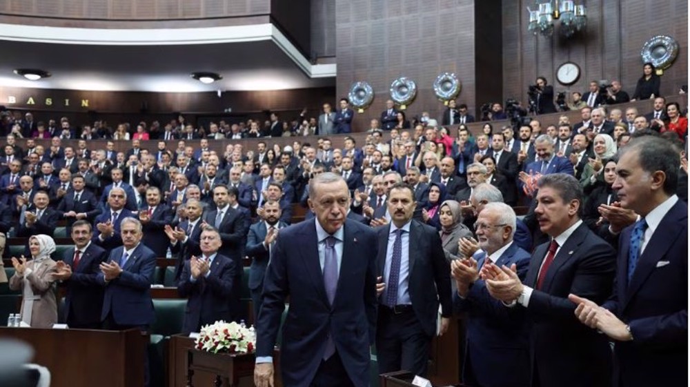 Erdogan con diputados del AKP
