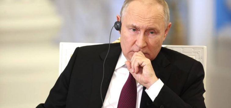  <a href="https://spanish.almanar.com.lb/982225">Putin mantiene una conversación telefónica con el presidente interino iraní</a>