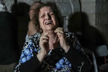 mujer-palestina-bombardeo-iglesia