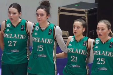 jugadoras-equipo-femenino-baloncesto-irlanda