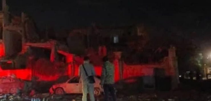  <a href="https://spanish.almanar.com.lb/944781">Ataques nocturnos contra 4 ciudades sirias: 6 mártires, incluido un asesor iraní</a>