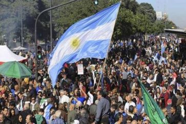 argentina-marcha-1-2-scaled