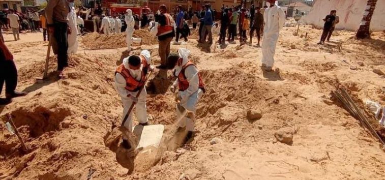  <a href="https://spanish.almanar.com.lb/960258">Gaza: Fosa común descubierta en el complejo médico Nasser en Jan Yunis</a>