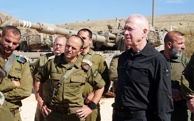 El ministro de Defensa sionista, Yoav Gallant hablando a las tropas en el norte (8 de mayo de 2024)