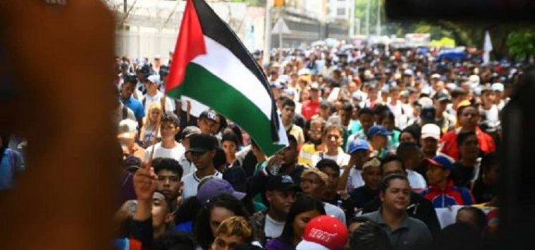  <a href="https://spanish.almanar.com.lb/966671">Miles de estudiantes de Venezuela muestran su apoyo a Palestina</a>