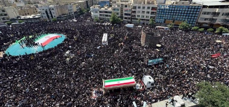  <a href="https://spanish.almanar.com.lb/985382">Ayatolá Jamenei: El funeral de Raisi, que reunió a millones de personas, demuestra el poder de Irán</a>