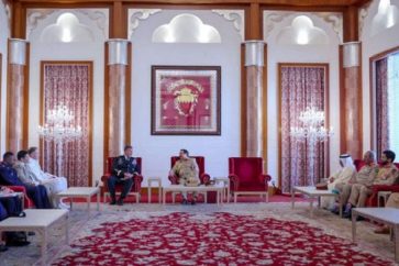 Encuentro del rey de Bahrein con el general estadounidenses Michael Kurilla del CENTCOM