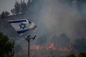 incendio-bandera-israeli