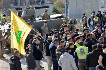 residentes-sur-libano-bandera-hezbola