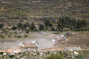 Camiones israelíes con ayuda humanitaria en el sur de Siria