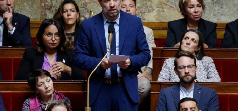  <a href="https://spanish.almanar.com.lb/1208132">Diputado francés: No hay lugar para los criminales de guerra israelíes en Francia</a>