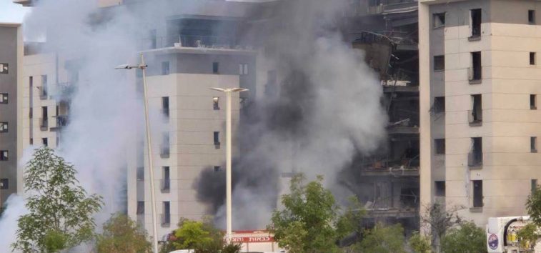  <a href="https://spanish.almanar.com.lb/1232255">Cómo un misil iraní impactó el corazón de la ciberguerra israelí en Beer al-Sabe</a>