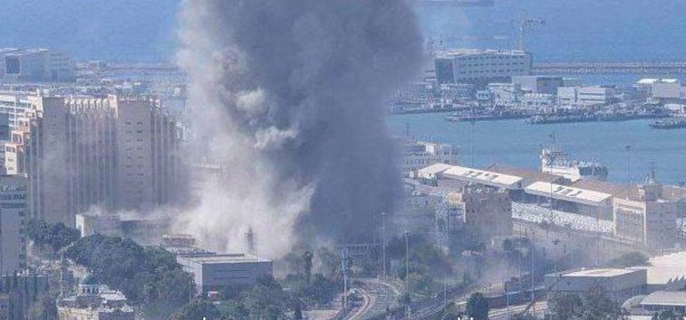  <a href="https://spanish.almanar.com.lb/1231639">Un ataque con misiles y drones de Irán impacta instalaciones militares y centros de comando y control israelíes. El puerto de Haifa atacado</a>