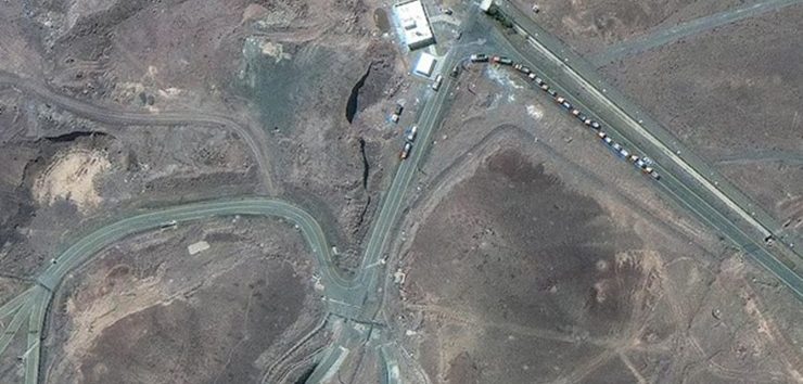  <a href="https://spanish.almanar.com.lb/1238877">Imágenes satelitales revelan actividad continua en la instalación nuclear iraní de Fordo</a>