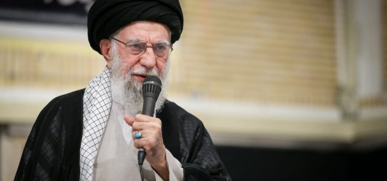  <a href="https://spanish.almanar.com.lb/1253001">Imam Jamenei: La guerra israelí de 12 días demostró la determinación y el poderío de Irán</a>