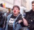 manifestante-apaleada-policia-alemana